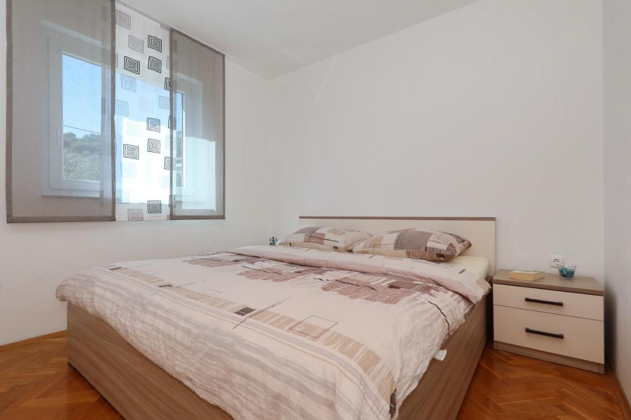 Apartment Dora Preko Kültér fotó