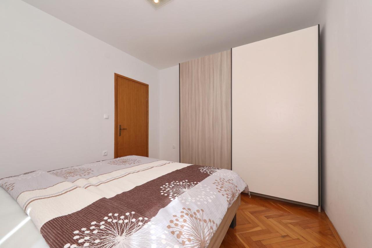 Apartment Dora Preko Kültér fotó