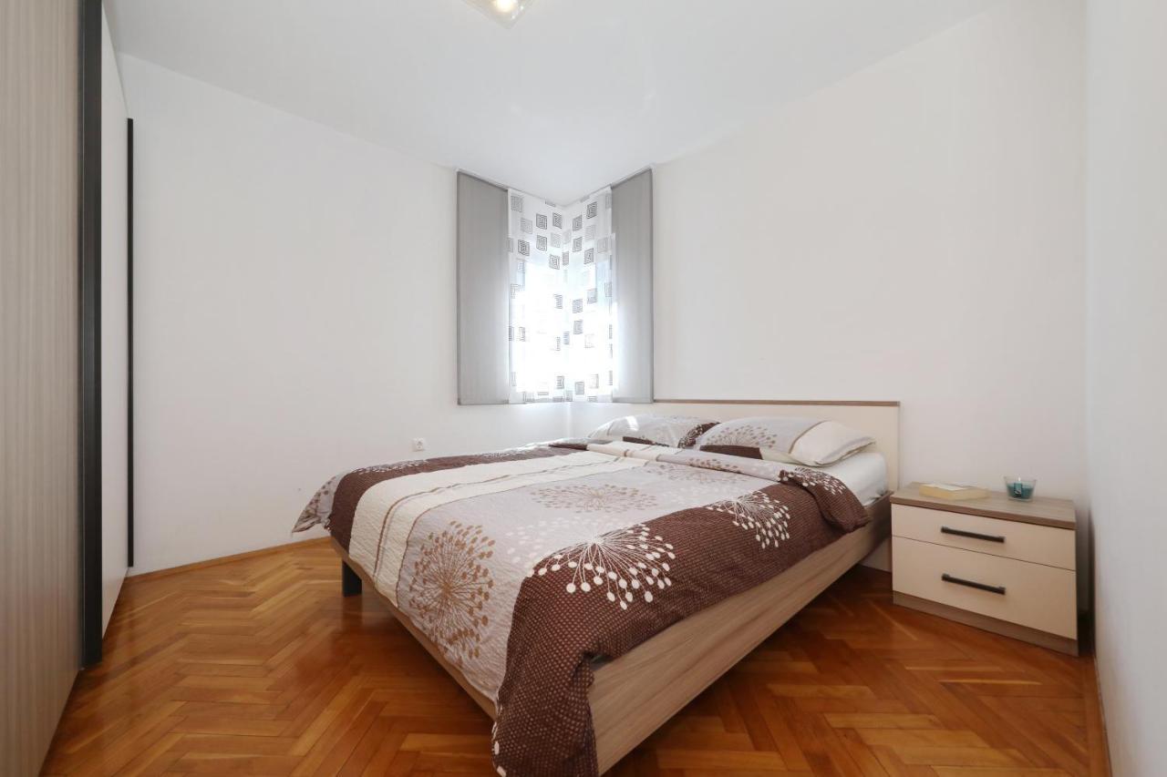 Apartment Dora Preko Kültér fotó