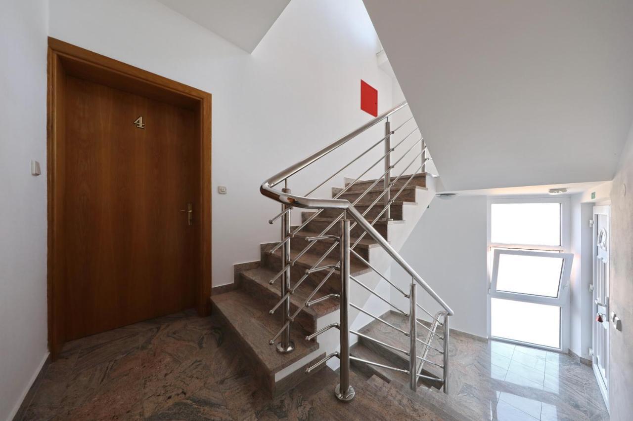 Apartment Dora Preko Kültér fotó