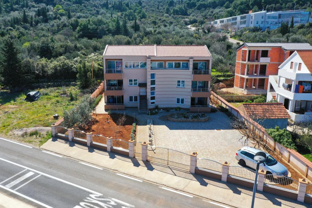 Apartment Dora Preko Kültér fotó