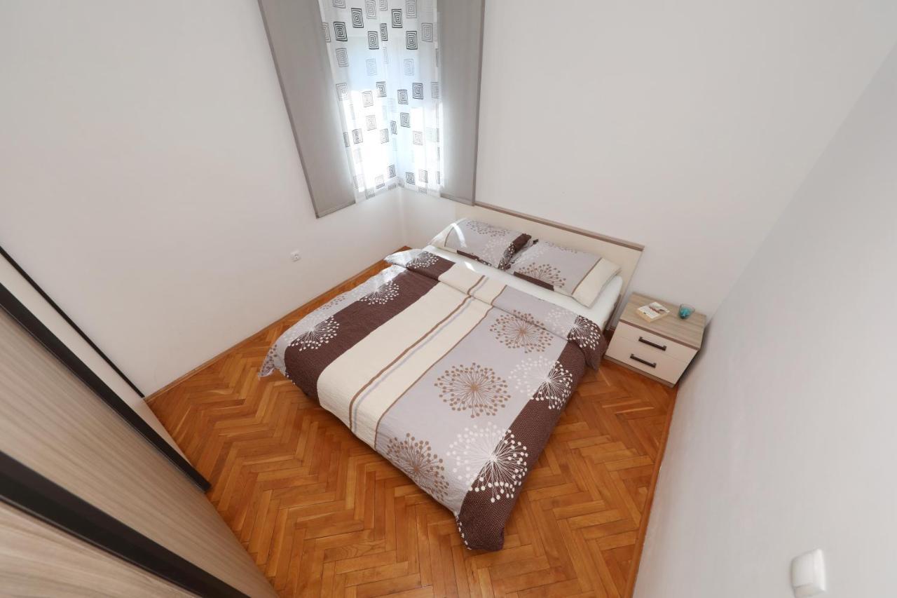 Apartment Dora Preko Kültér fotó