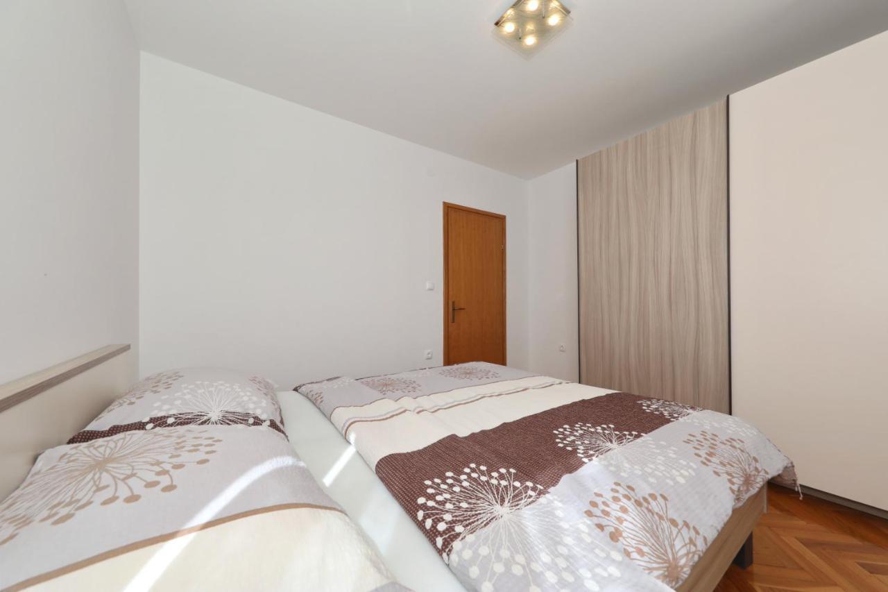 Apartment Dora Preko Kültér fotó