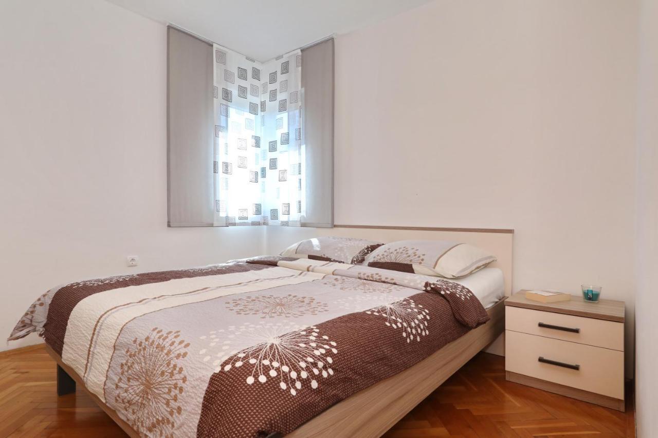 Apartment Dora Preko Kültér fotó